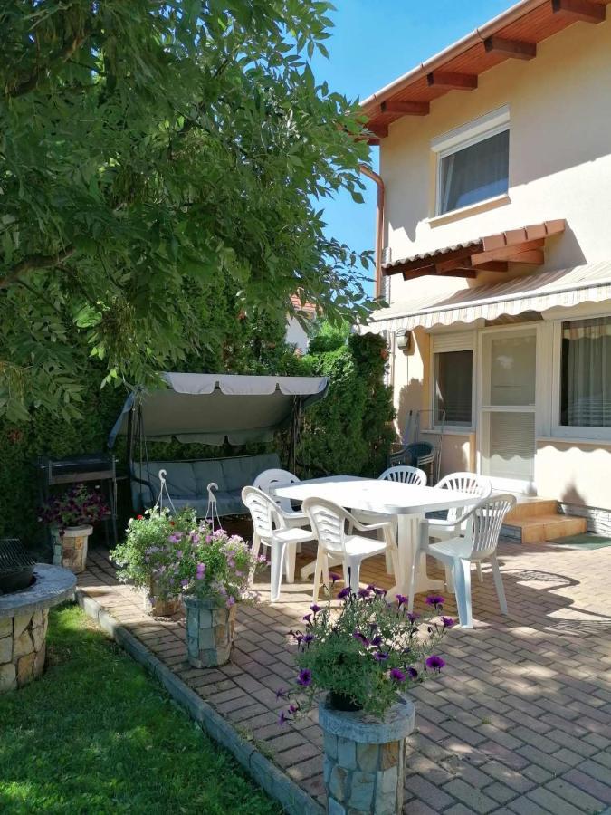 Rose Vip Apartman Villa Hajdúszoboszló Eksteriør billede